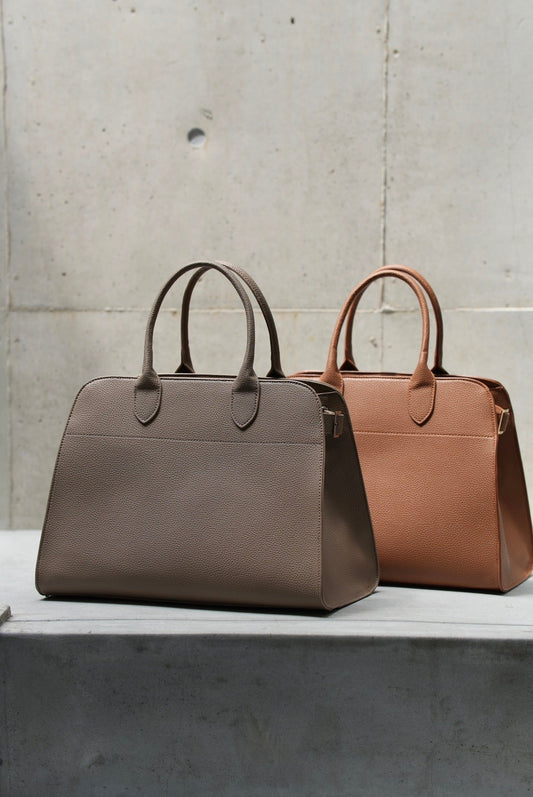 Leather tote bag M / L 使い分けガイド