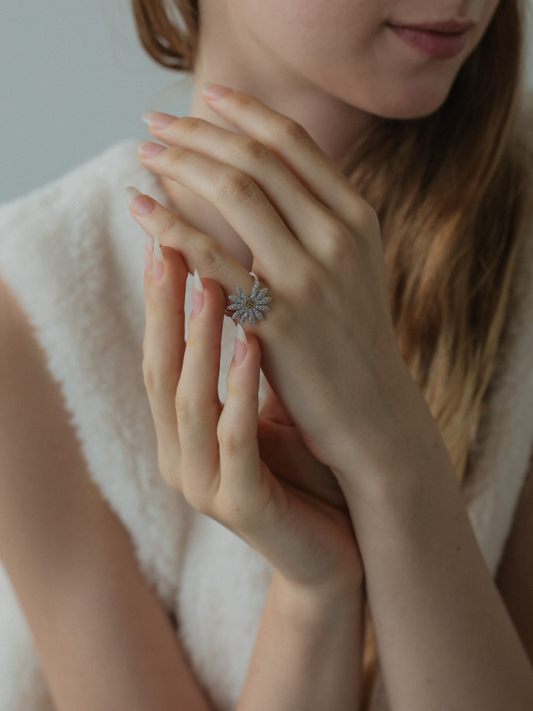 Margaret ring