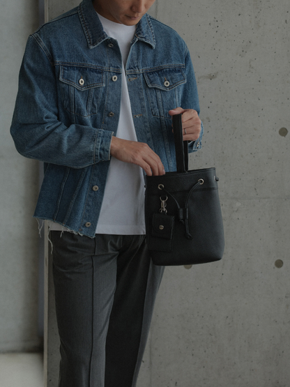 CUT OFF DENIM JACKET