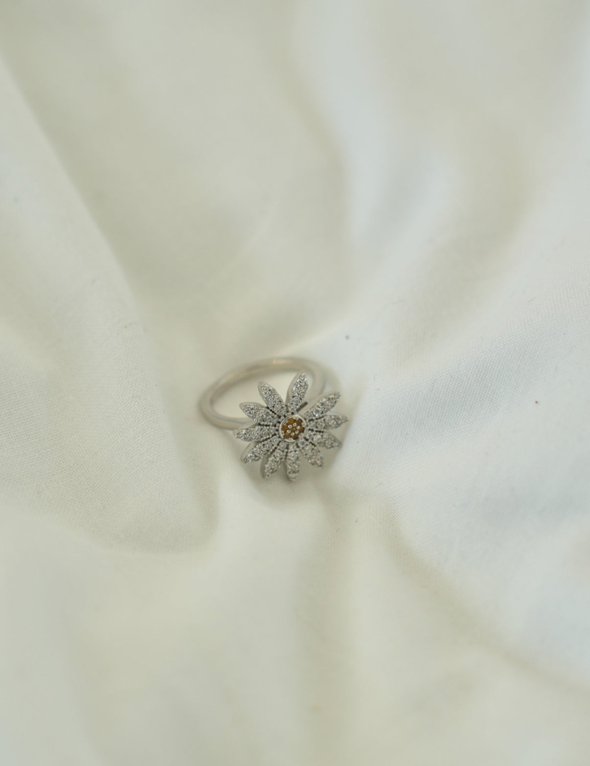 Margaret ring