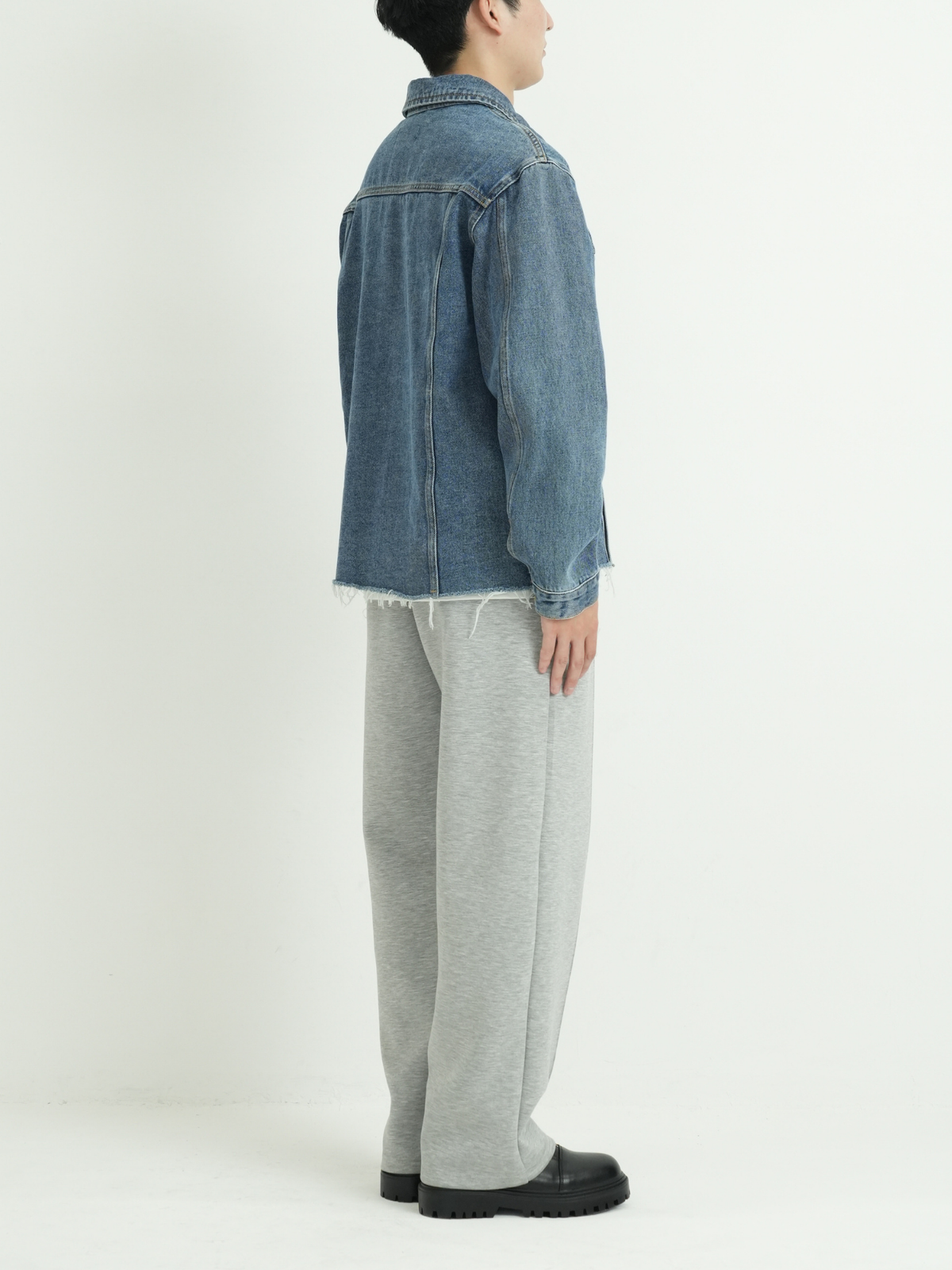 CUT OFF DENIM JACKET