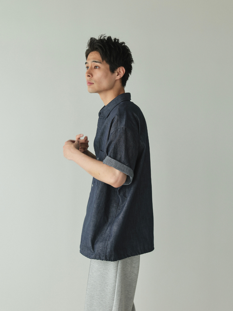 LIGHT DENIM SHIRT
