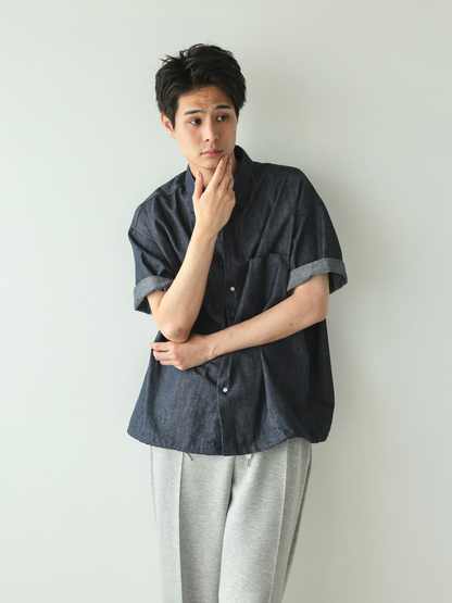 LIGHT DENIM SHIRT