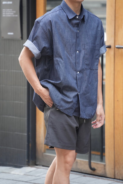 LIGHT DENIM SHIRT