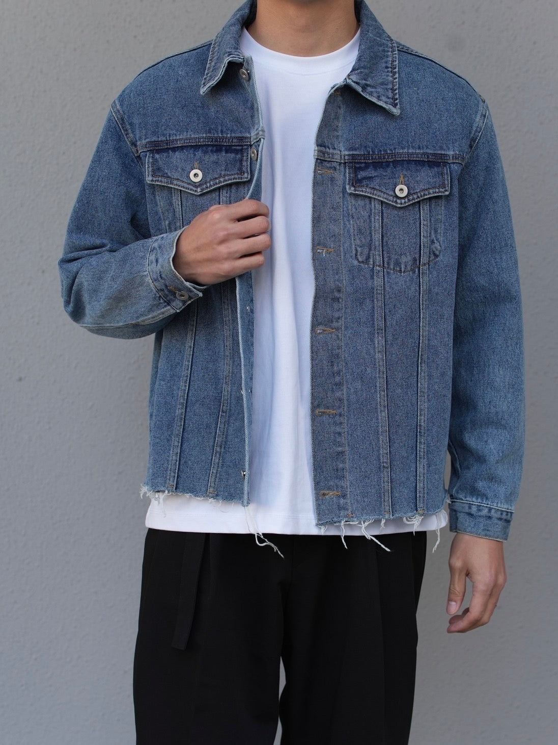 CUT OFF DENIM JACKET