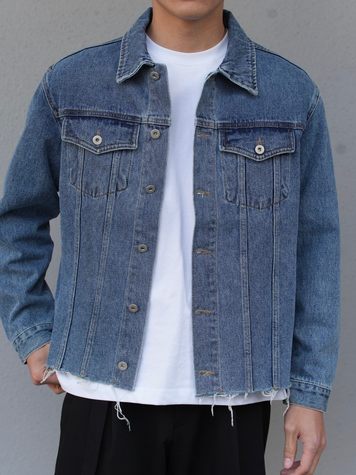 CUT OFF DENIM JACKET