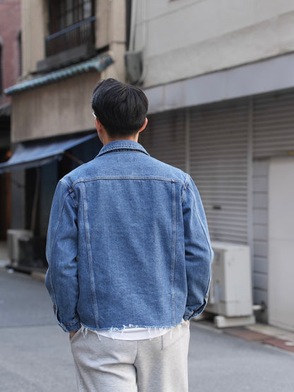 CUT OFF DENIM JACKET