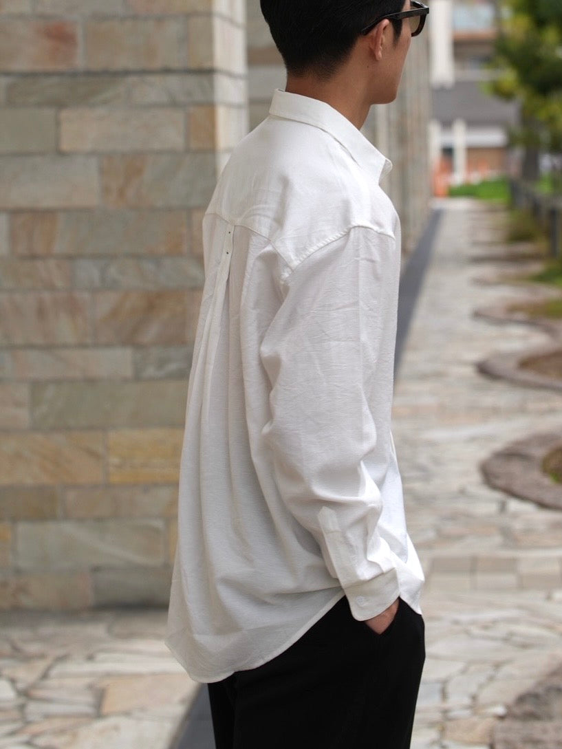 ESSENTIAL SHIRT