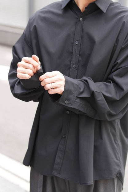 MINIMAL OVERSHIRT