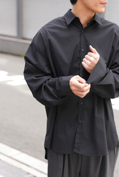MINIMAL OVERSHIRT