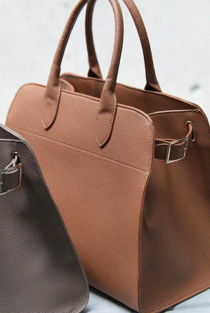 Leather tote bag【M】