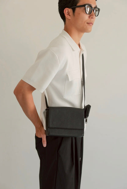 Box shoulder bag